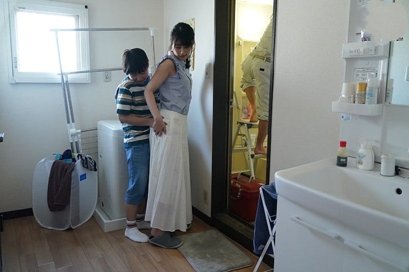 cham-soc-cau-em-trai-moi-lon-va-cai-ket