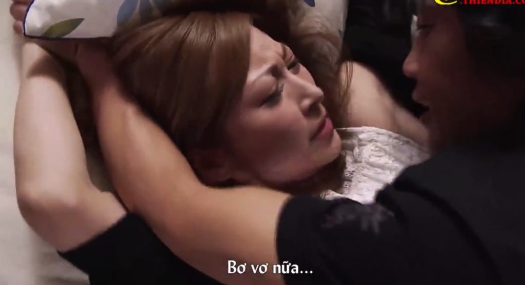 co-vo-xinh-dep-va-anh-nhan-vien-bao-hiem-viet-sub